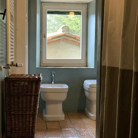 Nyaraló Restored Between Rome And Florence *